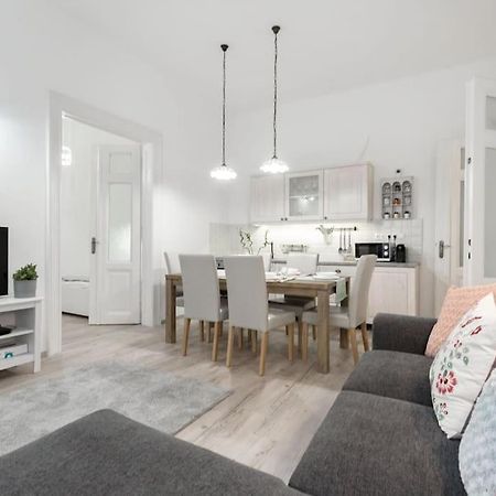 Perfect Day 3 -3 Bedr, 2 Bathrooms 부다페스트 외부 사진